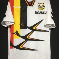 【2001/02】 / Uganda / Home