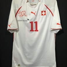 【2010】 / Switzerland / Away / No.11 STRELLER