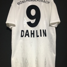 【1995/96】 / Borussia Mönchengladbach / Home / No.9 DAHLIN