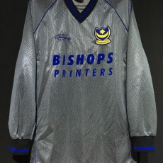 【2001/03】 / Portsmouth F.C. / GK