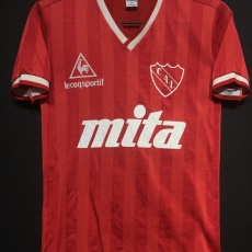 【1987/88】 / Independiente / Home