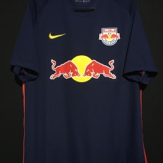 【2016/17】 / FC Red Bull Salzburg / Away