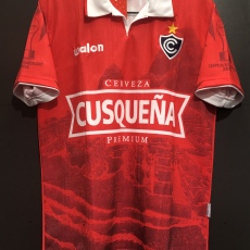 【2004】 / Cienciano / Home