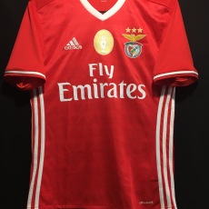 【2016/17】 / SL Benfica / Home