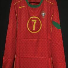 【2004/05】 / Portugal / Home / No.7 FIGO / Player Issue