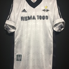 【2001】 / Rosenborg BK / Home