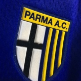 【2003/04】 / Parma / Home / No.7 NAKATA / Player Issue