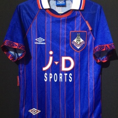 【1993/95】 / Oldham Athletic A.F.C. / Home